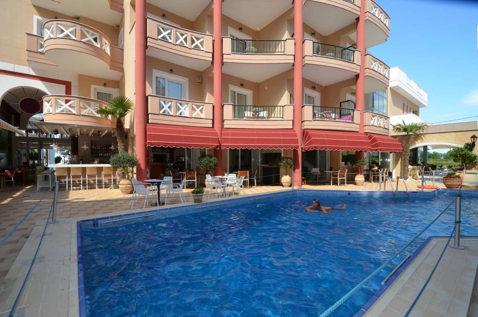 evilion sea & sun hotel